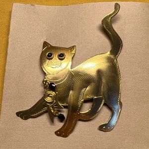 John Michael Richardson "Antique Thais" Cat Brooch/Pin